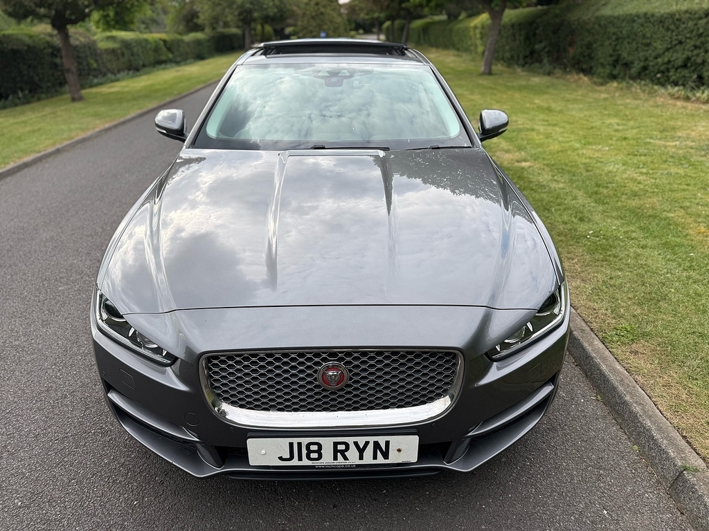 Jaguar XE 2.0 Se 178 Bhp Black #12