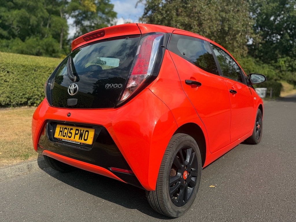 Toyota Aygo Vvt-i X-cite U3626 Ulez Orange #3