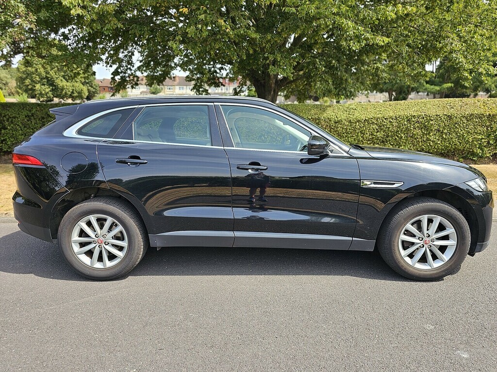 Jaguar F-Pace D180 Prestige U3640 Ulez Black #2