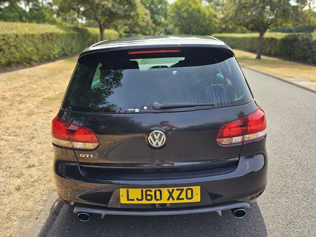 Volkswagen Golf 1.5 Etsi 150 Black Edition Dsg Black #4