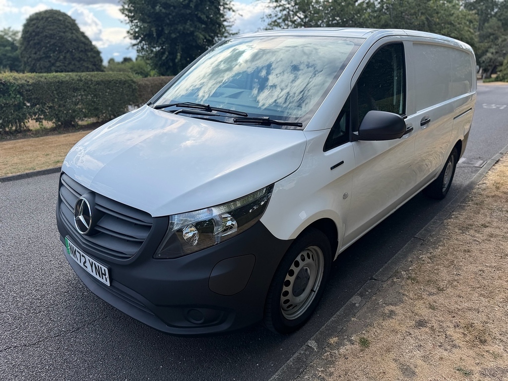 Mercedes-Benz eVito Evito Progressive L2 41Kw White #10