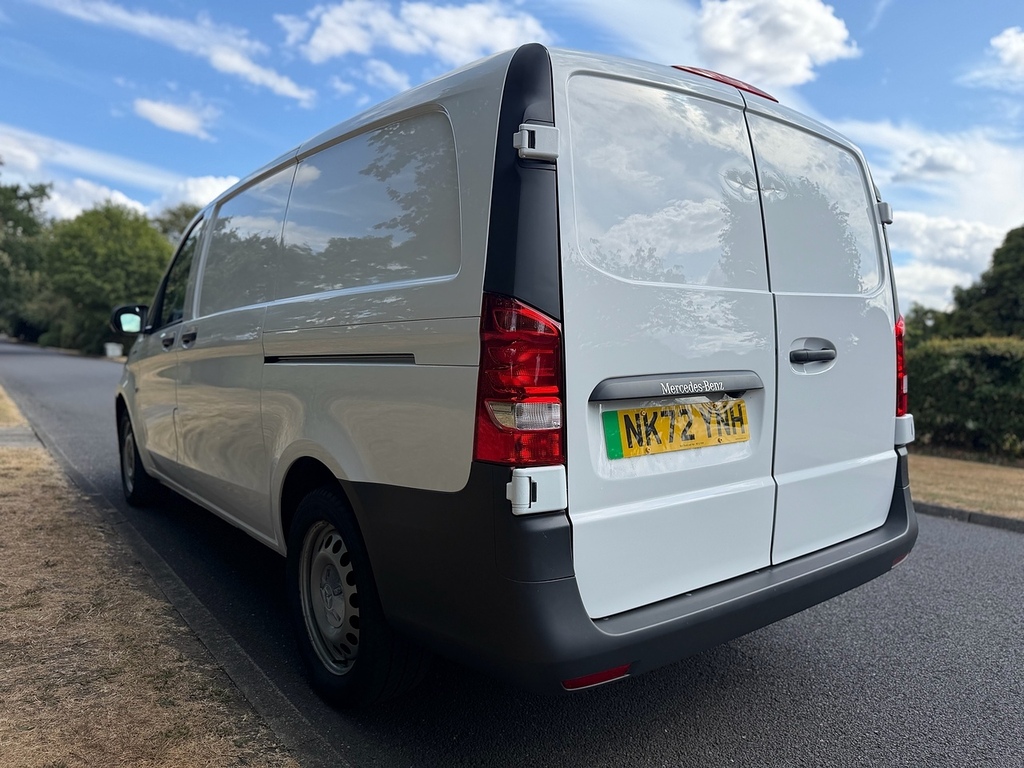 Mercedes-Benz eVito Evito Progressive L2 41Kw White #8