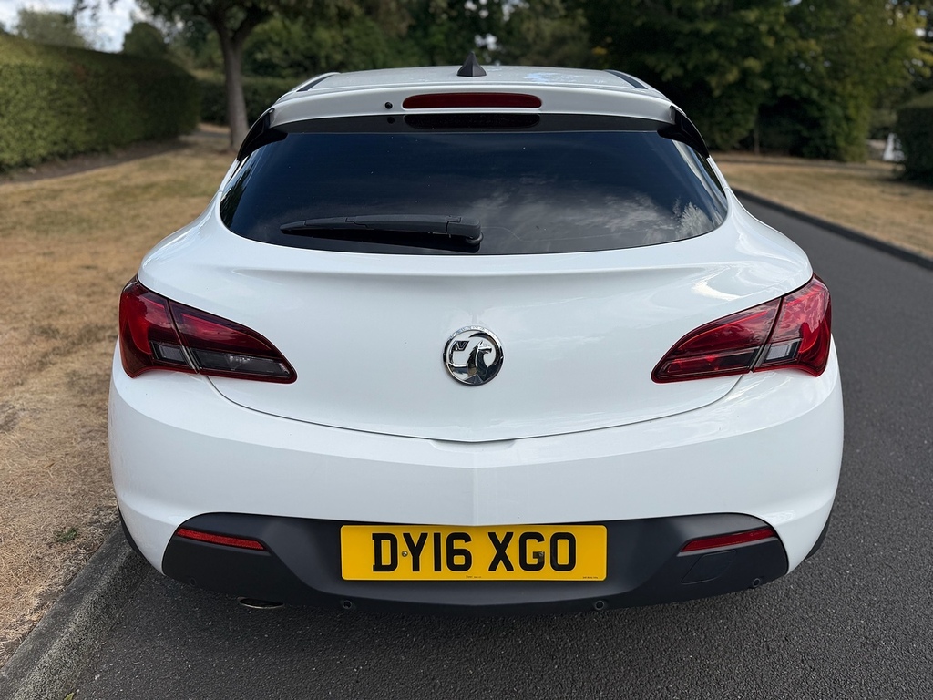 Vauxhall Astra GTC I Turbo Sri U3642 Ulez White #5