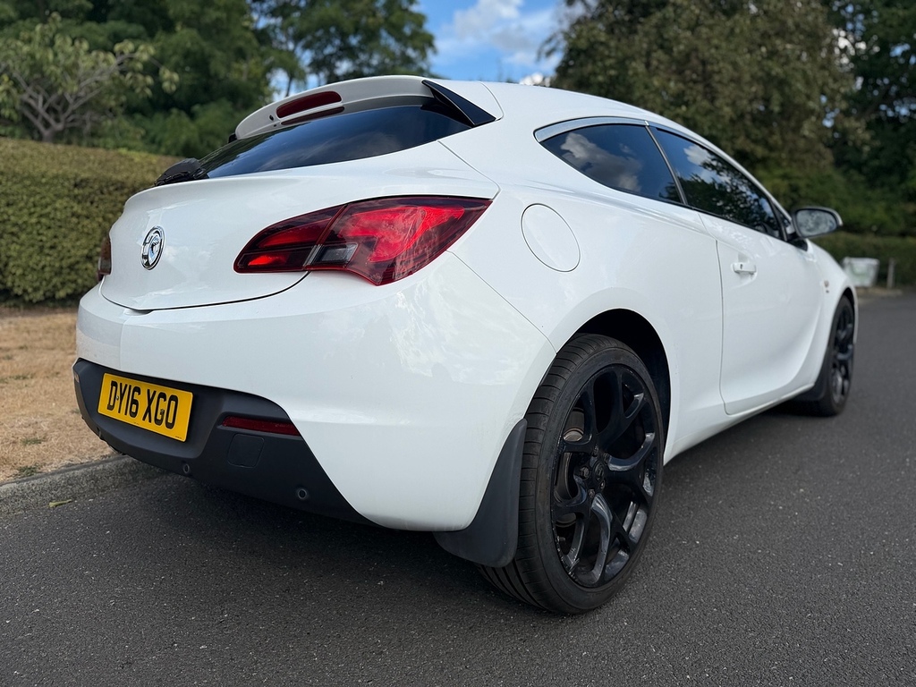 Vauxhall Astra GTC I Turbo Sri U3642 Ulez White #4