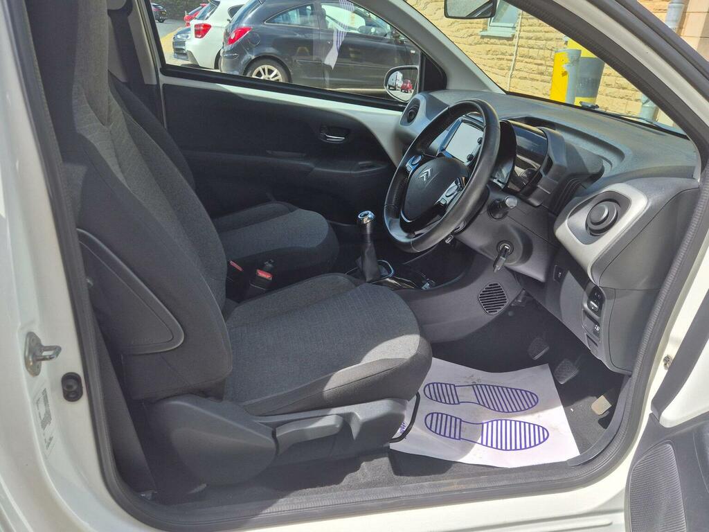 Citroen C1 1.2 Puretech Flair Euro 6 White #2