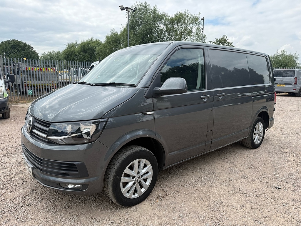 Volkswagen Transporter T32 Kombi Highline Lwb Eu6 204 Ps 2.0 Tdi Bmt 7Sp White #2