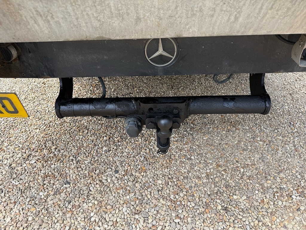 Mercedes-Benz Sprinter 310 Cdi Panel Van Red #16