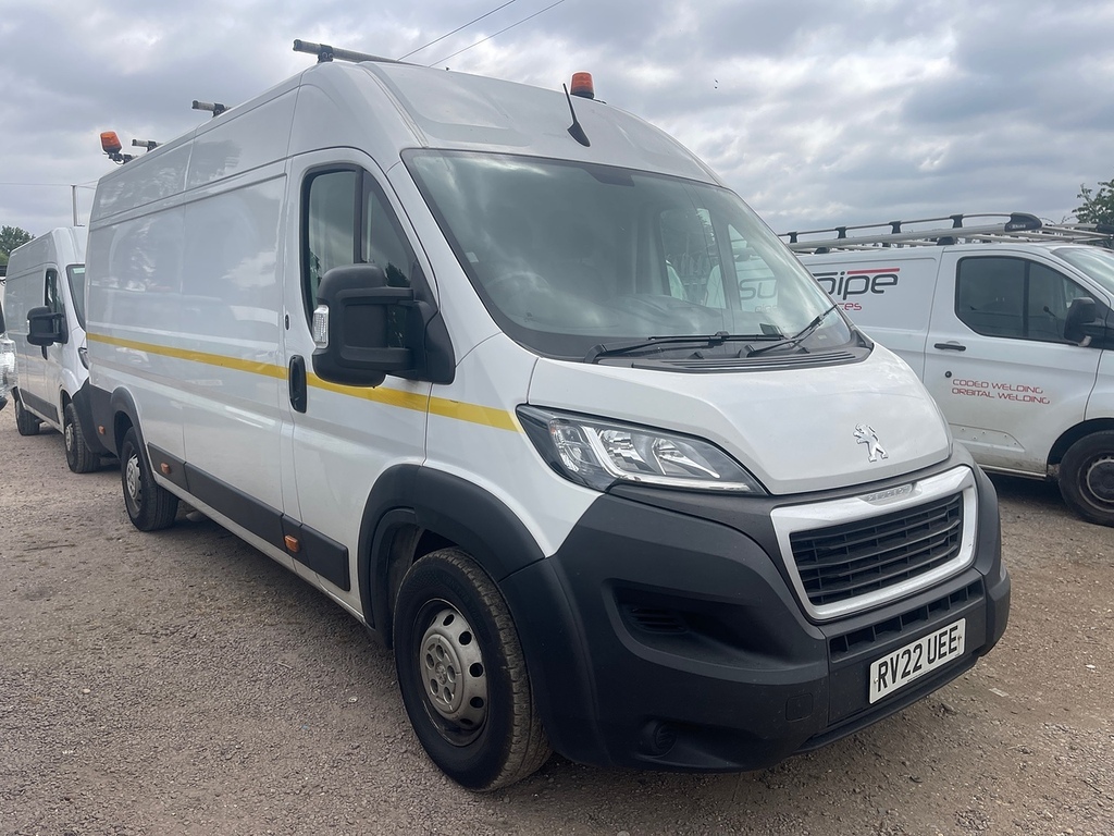 Peugeot Boxer Bluehdi 435 2.2 Professional L4 Xlwb Panel Van - W White