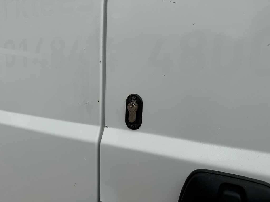 Citroen Relay Bluehdi 33 Enterprise White #6