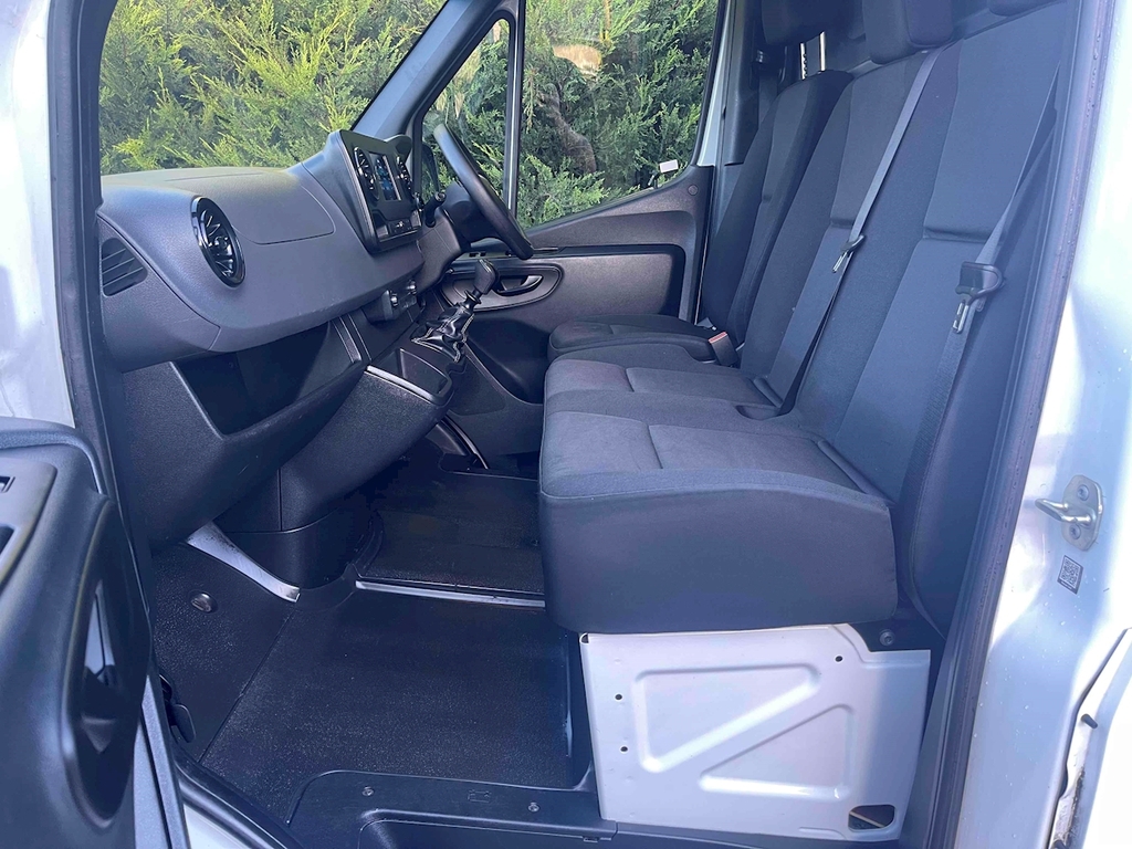 Mercedes-Benz Sprinter 2018 2.1 314Cdi 140 Bhp Double Cab Tipper White #12