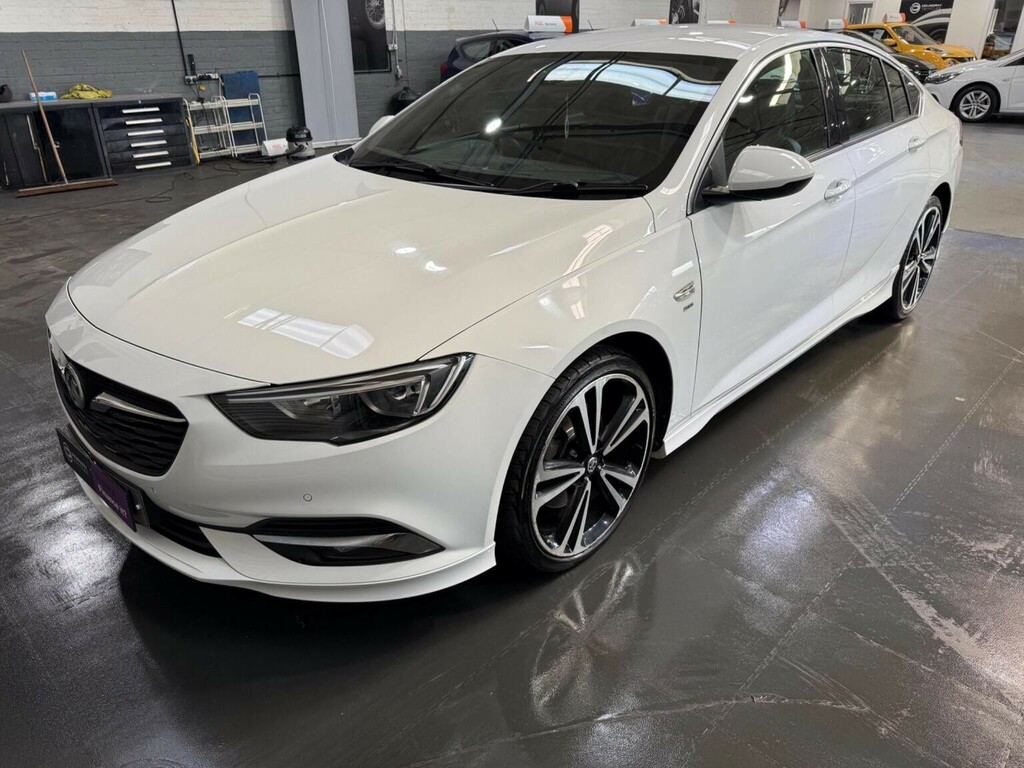 Vauxhall Insignia Hatchback 2.0 Turbo D Blueinjection Sri VX Line Na SG68EYU White #6