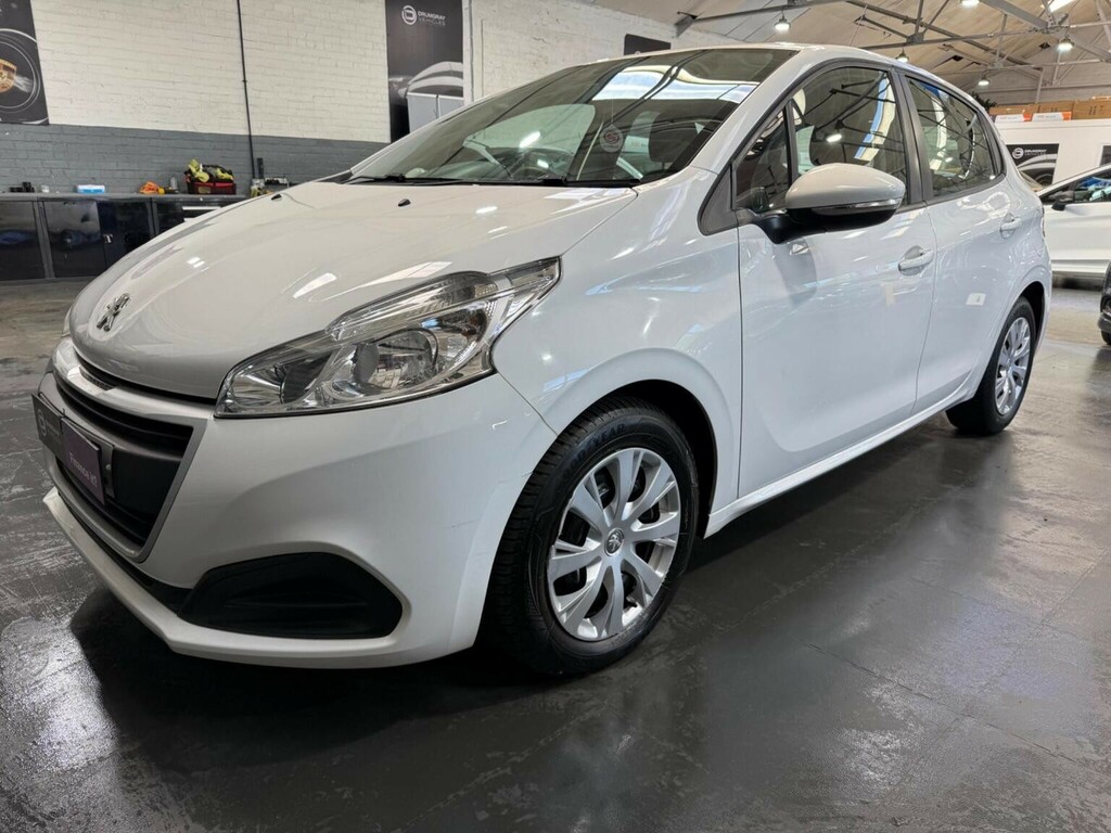 Peugeot 208 Hatchback 1.6 Bluehdi Access Ac Euro 6 201 YN19CVZ White #5
