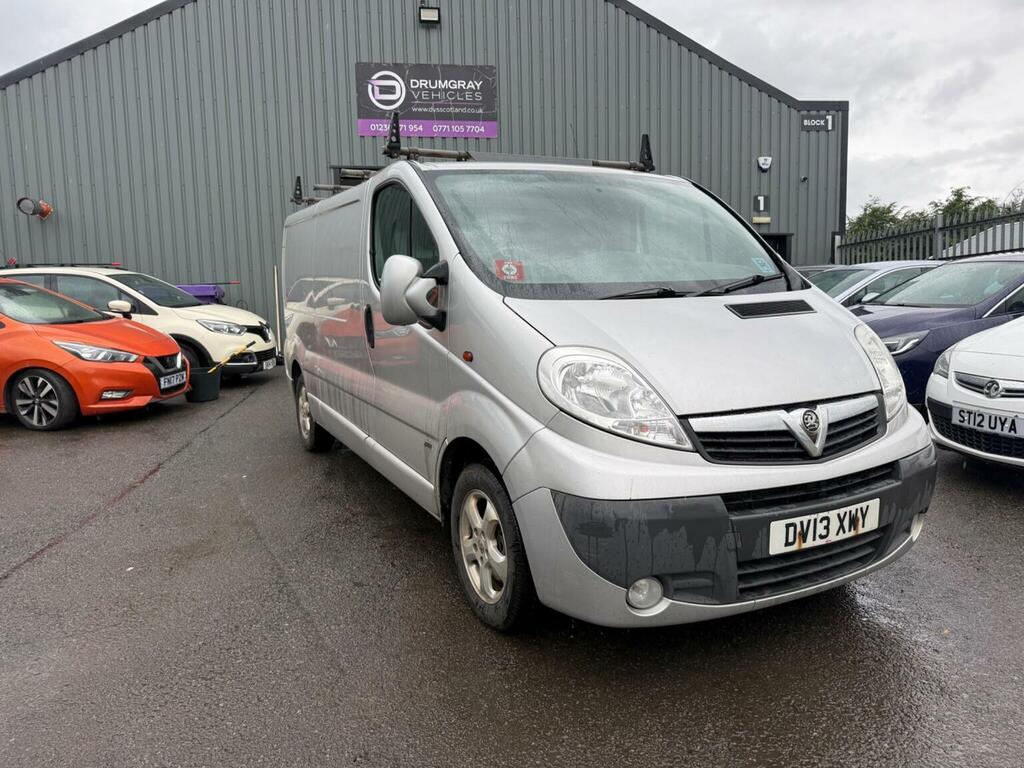 Vauxhall Vivaro 2.0Cdti 115Ps Sportive Van 2.7T Euro 5 White #1