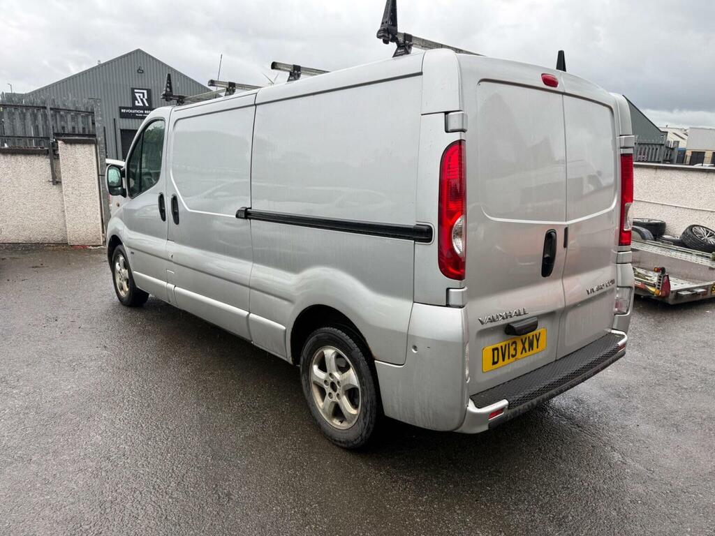Vauxhall Vivaro 2.0Cdti 115Ps Sportive Van 2.7T Euro 5 White #3