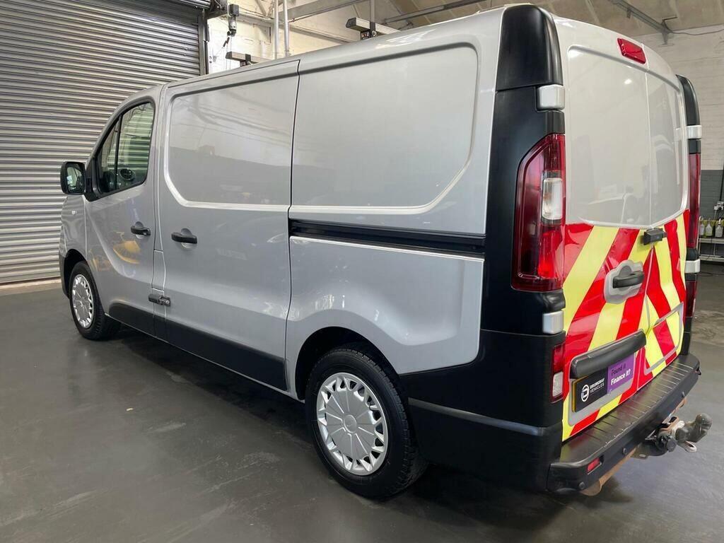Renault Trafic 1.6 Dci 29 Business Swb Standard Roof Euro 6 MK18FDG Silver #3