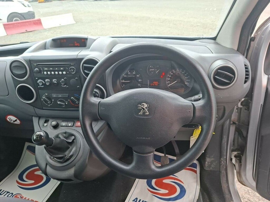 Peugeot Partner Active Blue #10