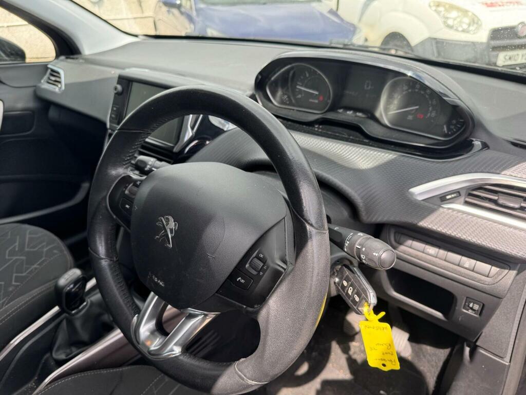 Peugeot 2008 1.6 Bluehdi Active Euro 6 Black #6