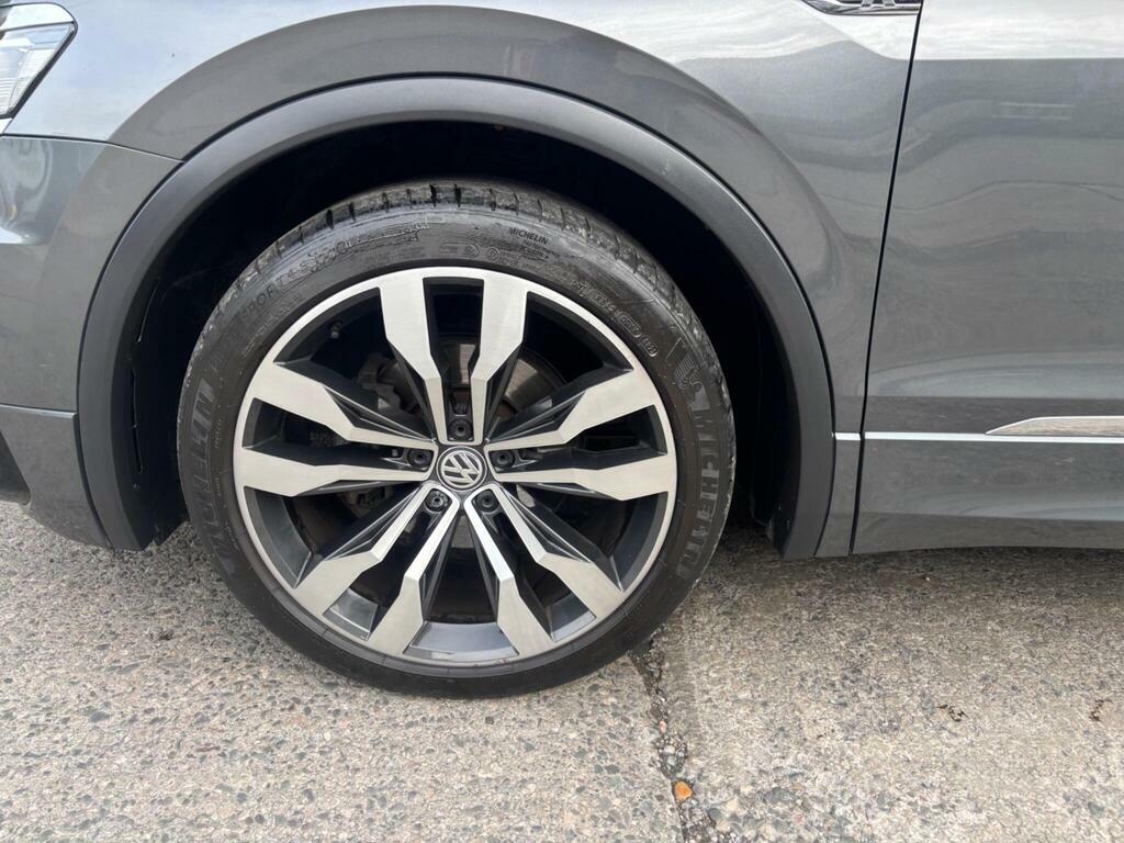 Volkswagen Tiguan 2L Se Navigation Silver #19
