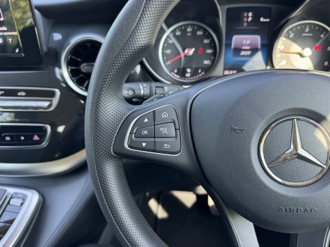 Mercedes-Benz V Class Mpv Black #12