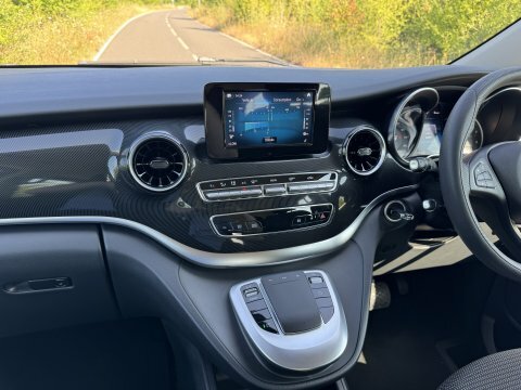 Mercedes-Benz V Class Mpv Black #10
