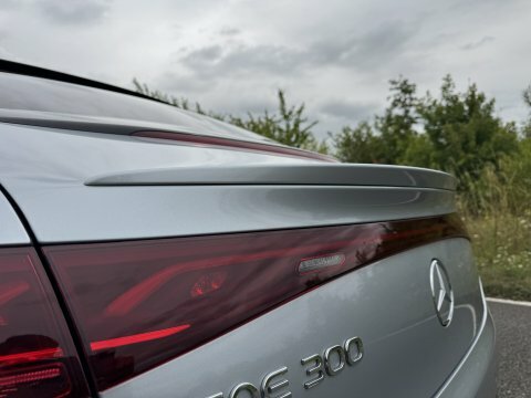 Mercedes-Benz EQE Saloon Grey #38