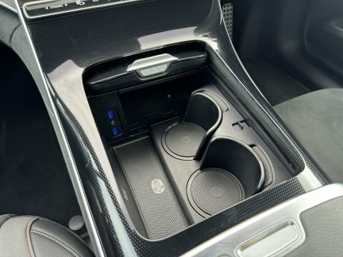 Mercedes-Benz EQE Saloon Black #13