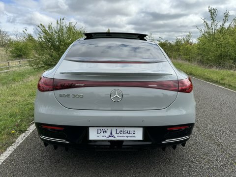 Mercedes-Benz EQE Saloon Black #29