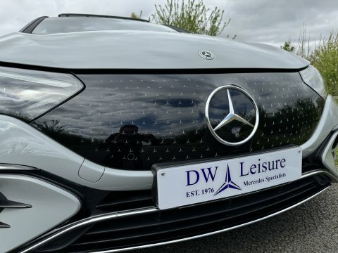 Mercedes-Benz EQE Saloon Black #35