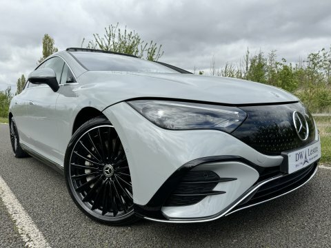 Mercedes-Benz EQE Saloon Black #32