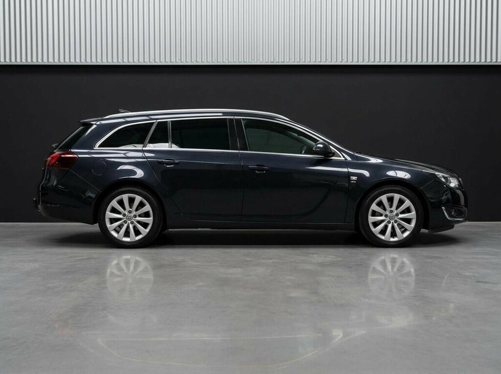 Vauxhall Insignia Estate 2.0 Cdti Elite Nav Sports Tourer Euro 6 S WX65ZZS Black #4