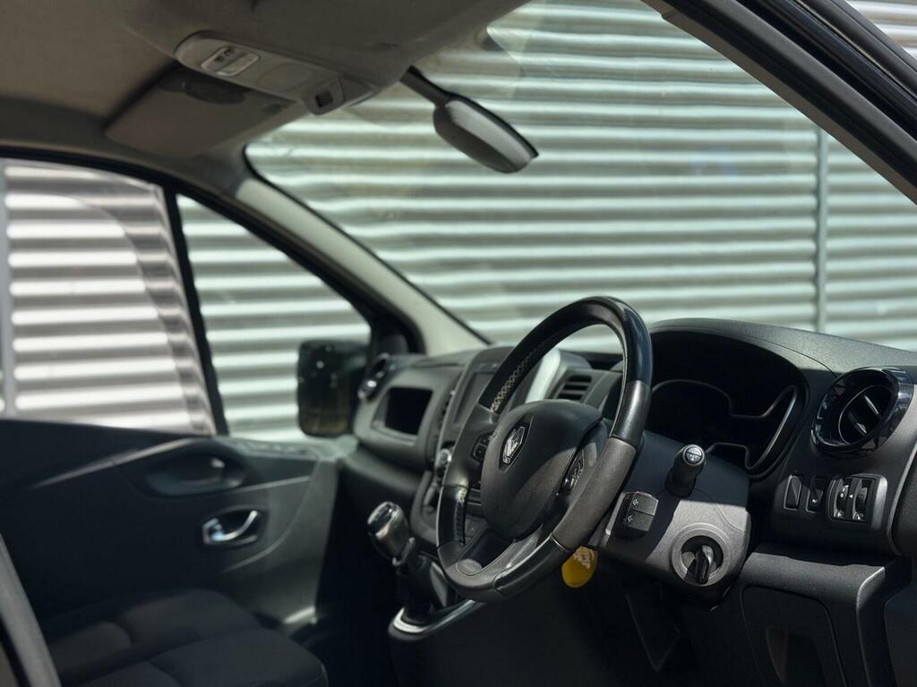 Renault Trafic 2.0 Dci Energy 28 Black Edition Swb Standard Roof Black #3