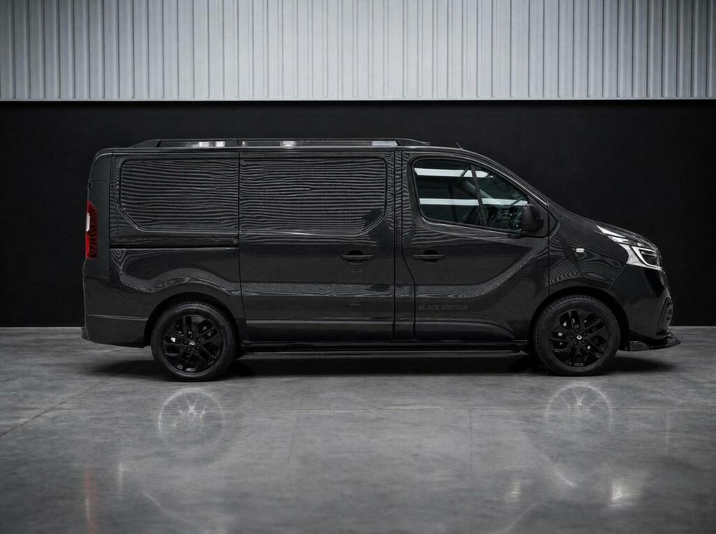Renault Trafic 2.0 Dci Energy 28 Black Edition Swb Standard Roof Black #4