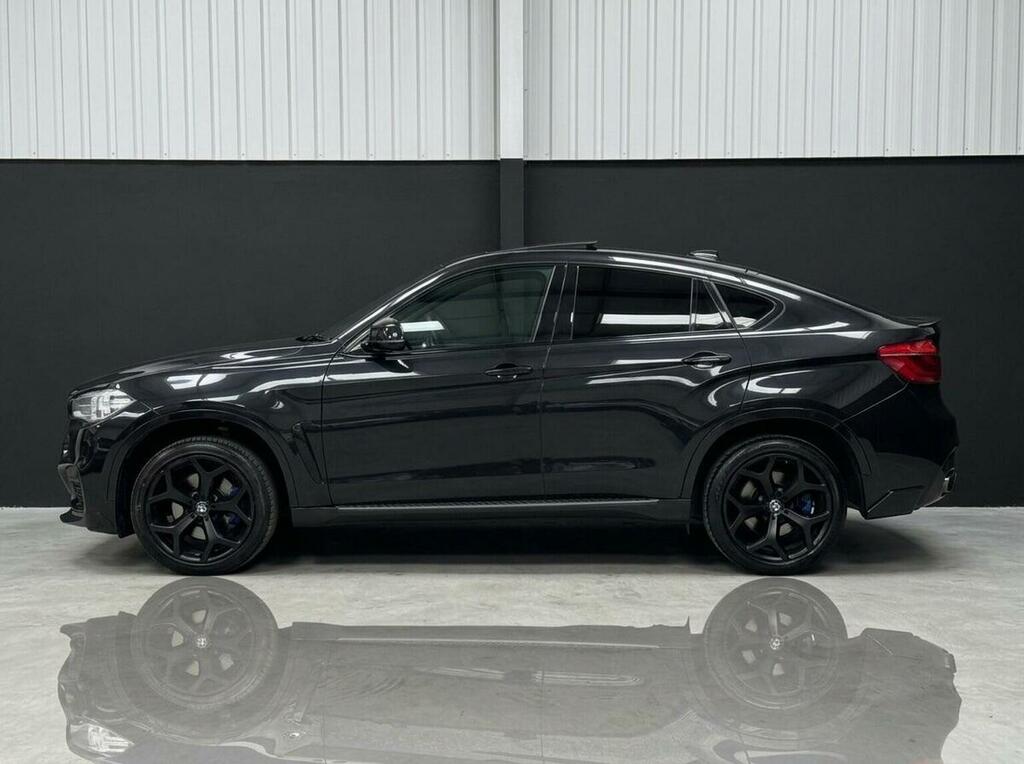 BMW X6  Black #9