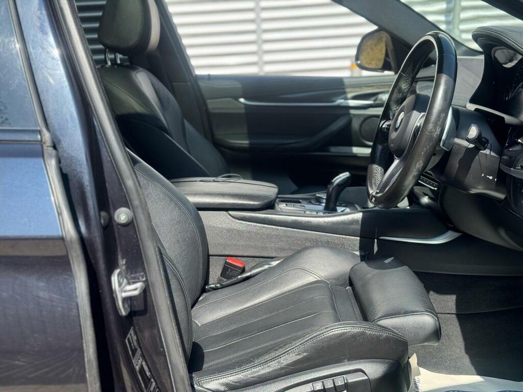 BMW X6  Black #18