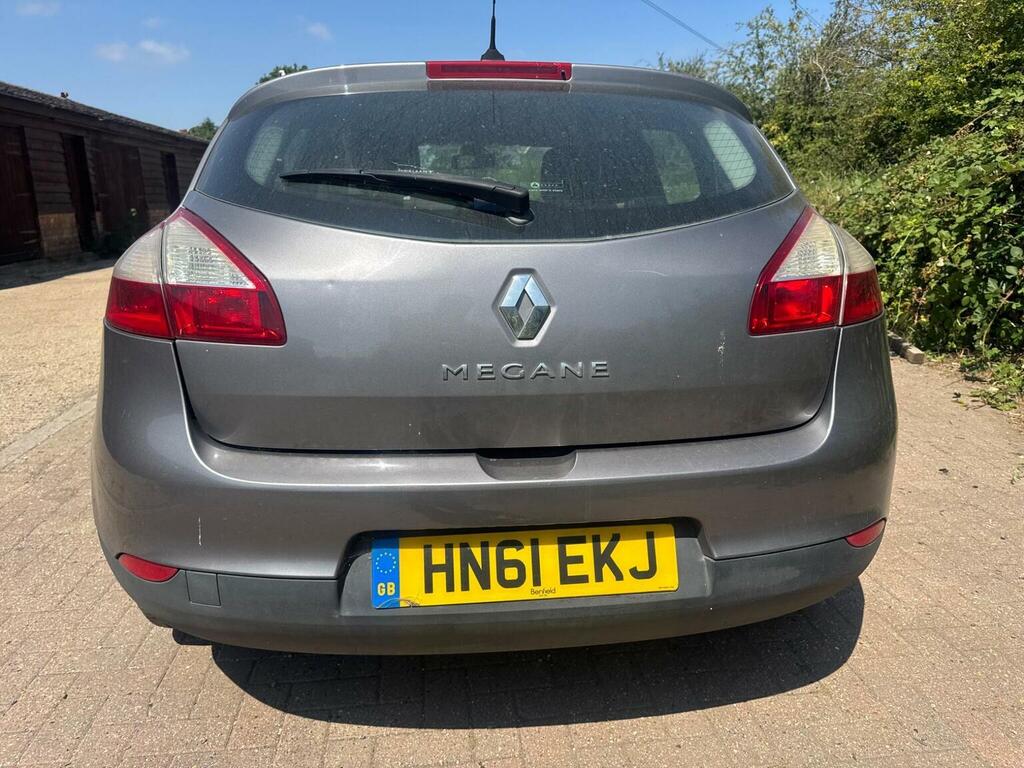 Renault Megane Hatchback Silver #7