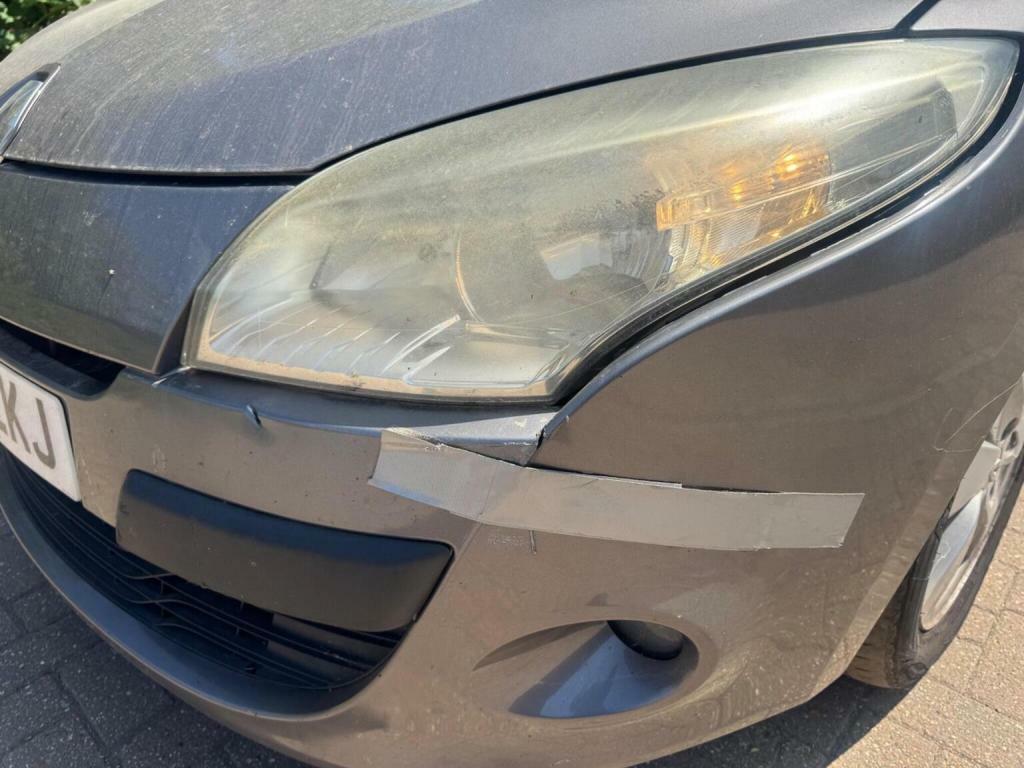 Renault Megane Hatchback Silver #16