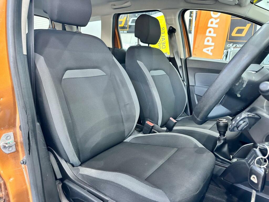 Dacia Duster Suv 1.6 Sce Essential Euro 6 Ss 201919 YM19BGK Orange #6