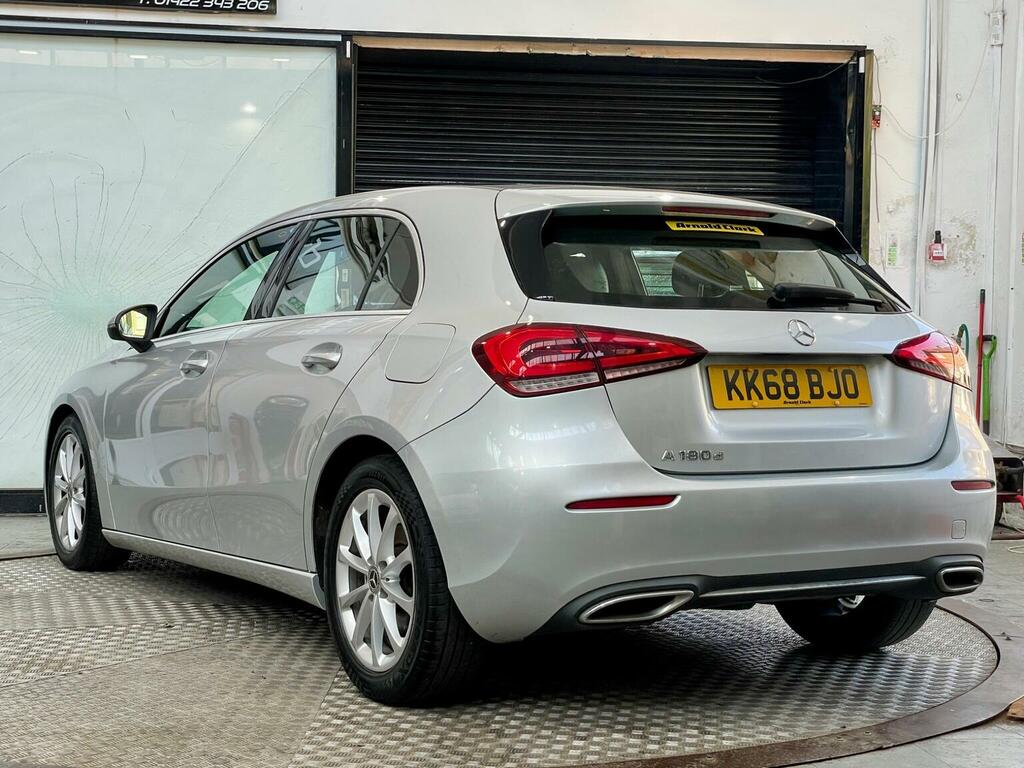 Mercedes-Benz A Class Hatchback 1.5 A180d Sport 7G-dct Euro 6 Ss KK68BJO Silver #4