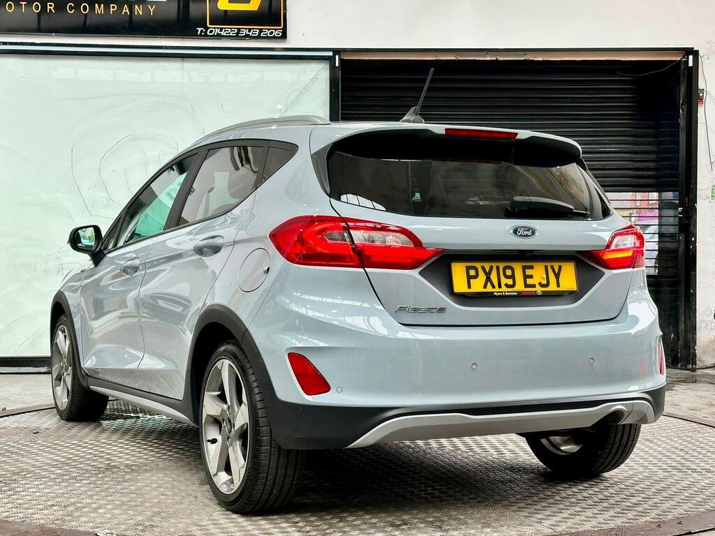 Ford Fiesta Hatchback 1.0T Ecoboost Active X Euro 6 Ss Silver