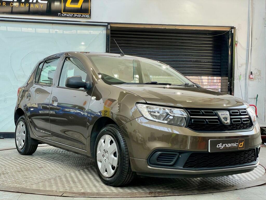 Dacia Sandero Hatchback 1.0 Sce Ambiance Euro 6 201818 DA18XWR Brown #2