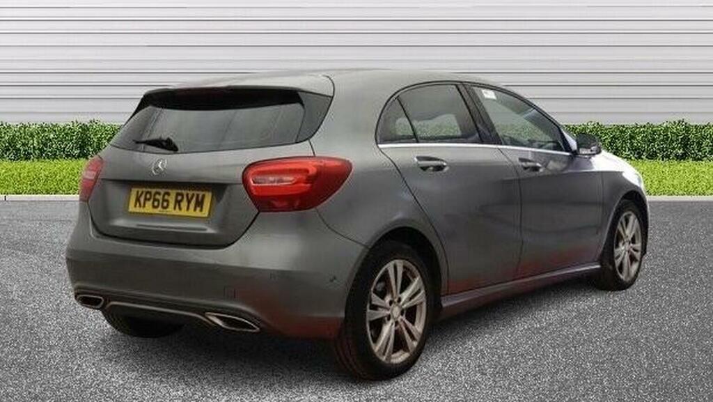 Mercedes-Benz A Class 1.5 A180d Sport Executive 7G-dct Euro 6 Ss Grey #4