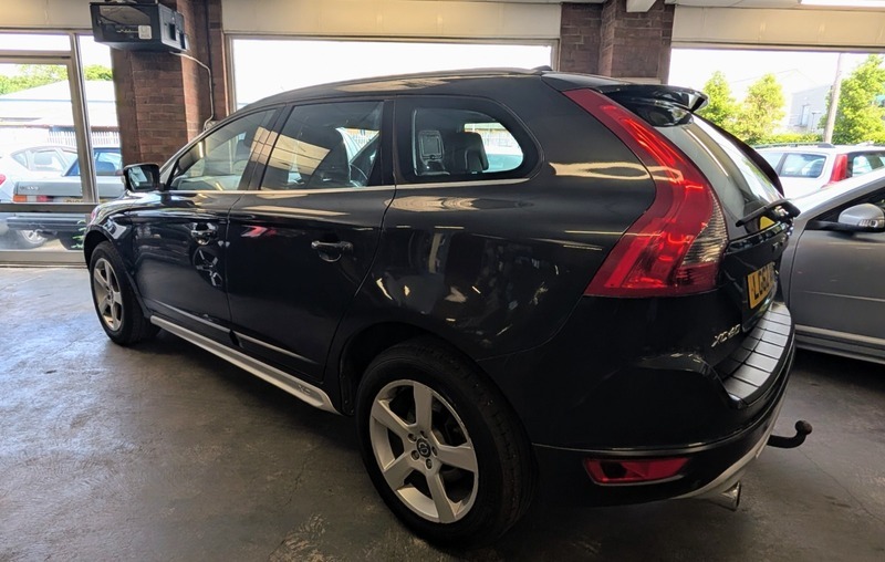 Volvo XC60 D4 R-design Lux Nav Grey #2