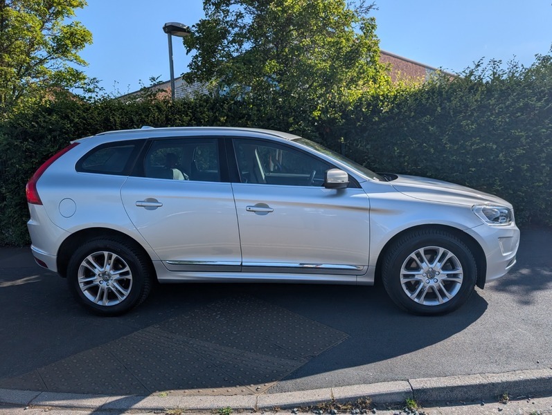 Volvo XC60 D4 Se Lux Awd Silver