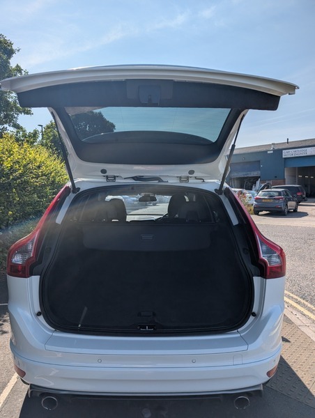 Volvo XC60 D4 R-design Nav Awd White #6