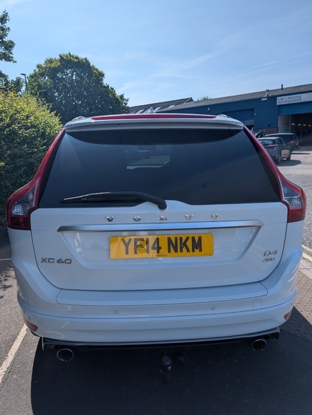 Volvo XC60 D4 R-design Nav Awd White #5