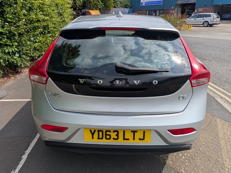 Volvo V40 D2 Se Lux Silver #6