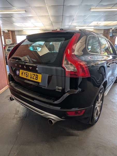 Volvo XC60 2.4 D3 R-design Awd 163 Driver Support Silver #4