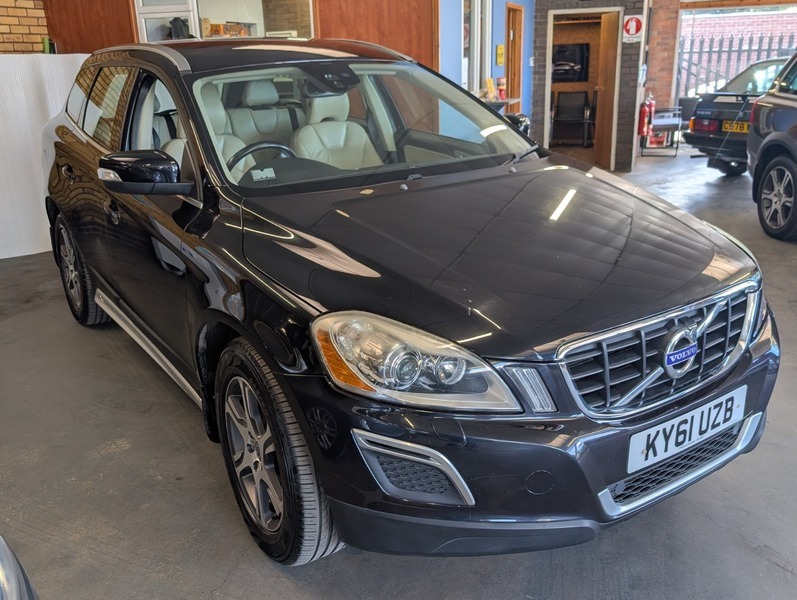 Volvo XC60 2.4 D3 R-design Awd 163 Driver Support Silver #2