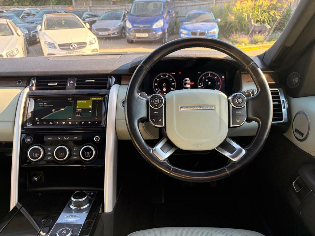 Land Rover Discovery 3.0 Sd V6 Hse Suv 4Wd Black #14