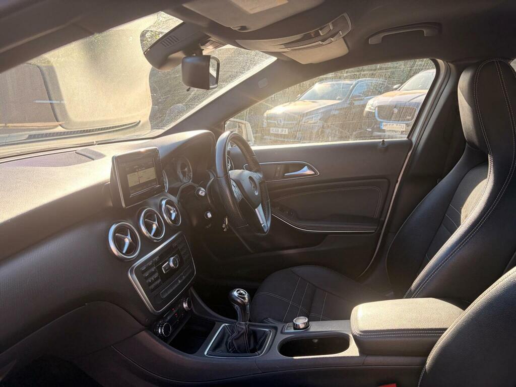 Mercedes-Benz A Class 1.5 A180 Cdi Amg Sport Euro 5 Ss White #12